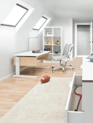 Bild: Große Ideen für kleine Kinderzimmer: Der neue Schreibtisch Champion Compact von moll