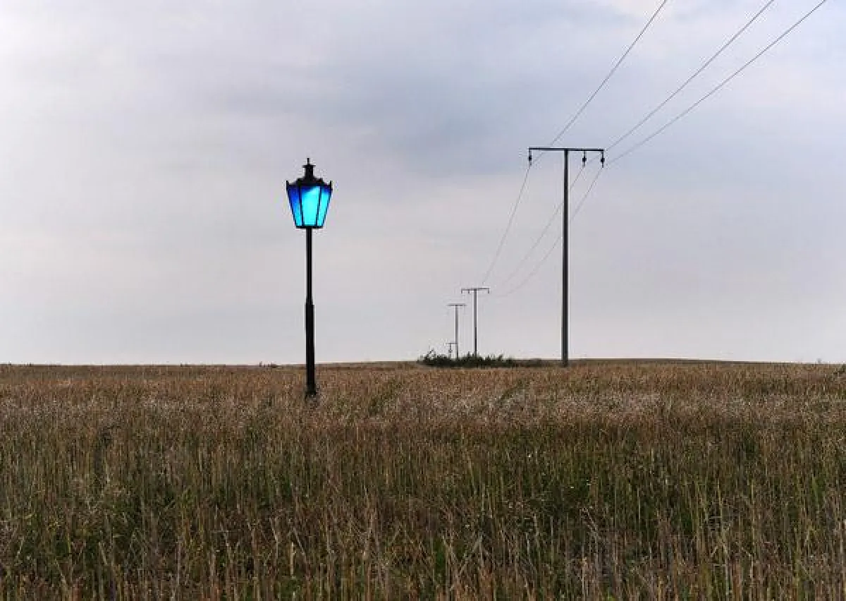 Gruppenarbeit 'Blue Glow'. Internationale Sommerakademie Wismar 2011.