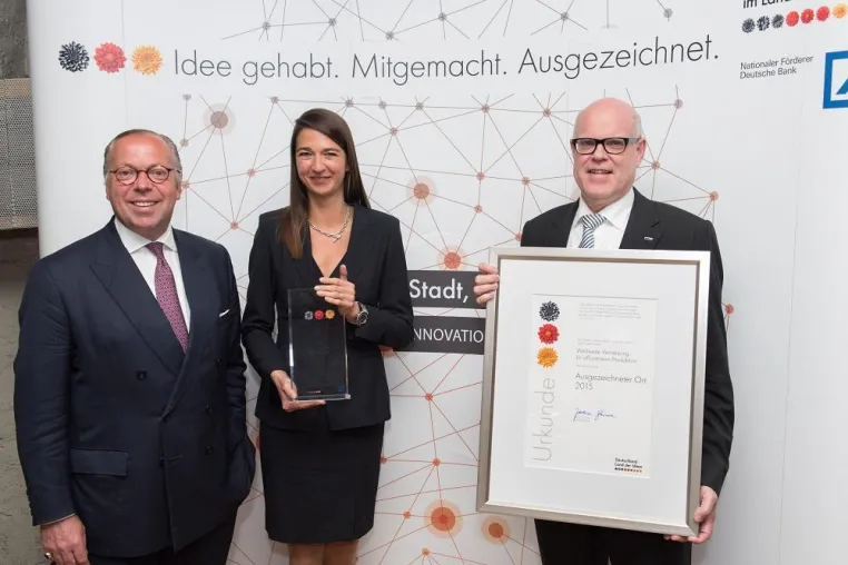Bild: ebm-papst in digitaler Welt weit vorne - Land der Ideen-Preisverleihung fand in Jagsthausen statt