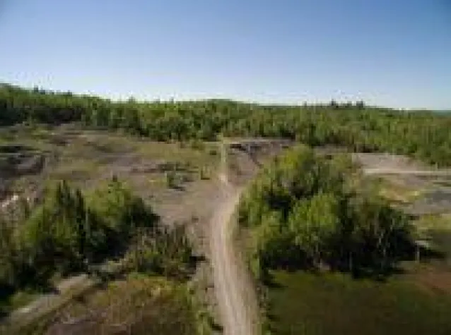 Rohstoffe im Kampf gegen die Umweltverschmutzung Bild: Rohstoffe im Kampf gegen die Umweltverschmutzung