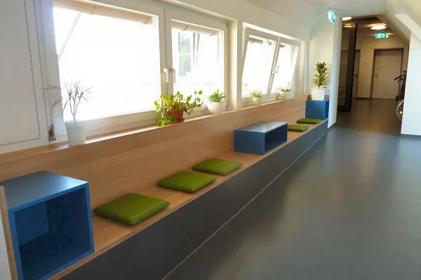Bild: St. Lukas-Klinik: Renovierter Wohngruppenbereich bietet mehr Lebensqualität und Privatsphäre