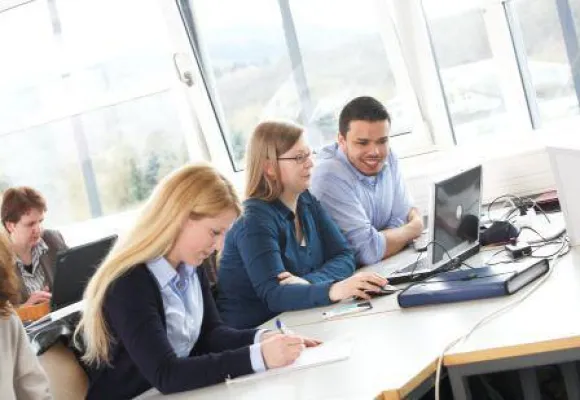 Bild: Informationsveranstaltung zum neuen Master-Fernstudium Kindheits- und Sozialwissenschaften