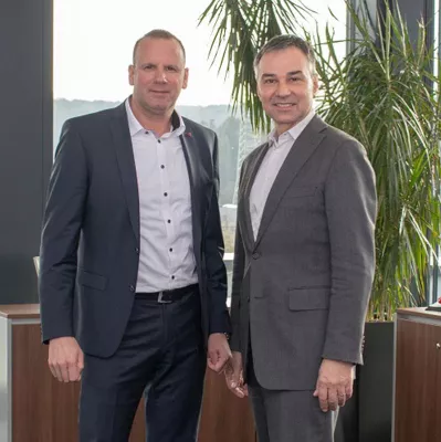 Bild: Branchenexperte verstärkt die Geschäftsführung der DATA CENTER GROUP