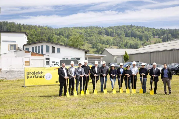 Bild: i+R errichtet ökologischen Firmensitz für Temel in Klaus in Vorarlberg