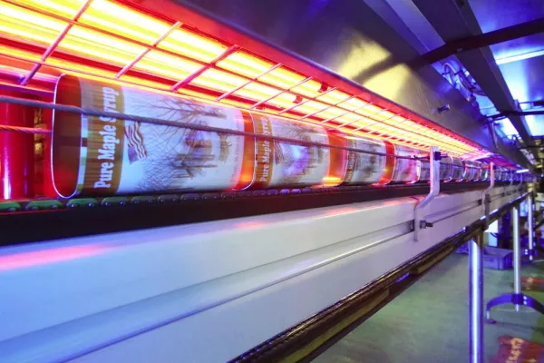 Bild: Carbon Infrarot-Strahler verbessern die Lackhärtung