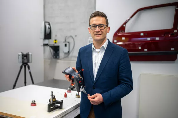 Bild: Neuer Professor am Campus Dessau: Dr.  Jens Hartmann stärkt die praxisnahe Lehre in der Geodäsie 