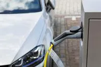 Bild: GVV-Privat erweitert Versicherungsschutz für Elektro- und Hybridautos