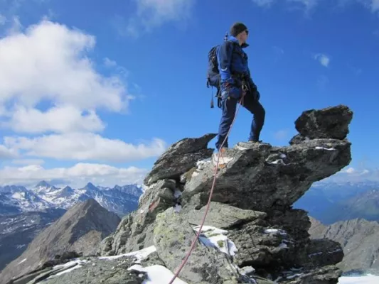Bild: Neues TauernAlpin-Package „Glockner Deluxe“: Individuelle Bergtour auf Österreichs höchsten Gipfel