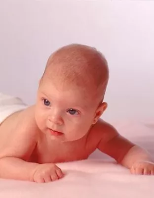 Bild: Erkältung und Schnupfen beim Baby: Babix Inhalat N hilft dem Baby bei Erkältungen