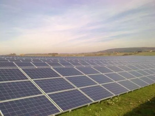 Bild: Solarpark Thundorf (2,1 MWp) geht ans Netz
