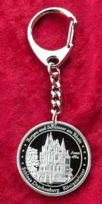 Schlüsselanhänger öffnet Türen Bild: Schlüsselanhänger öffnet Türen