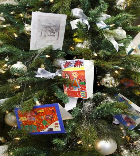 Zur Weihnachtszeit Gutes tun. Bild: Zur Weihnachtszeit Gutes tun.