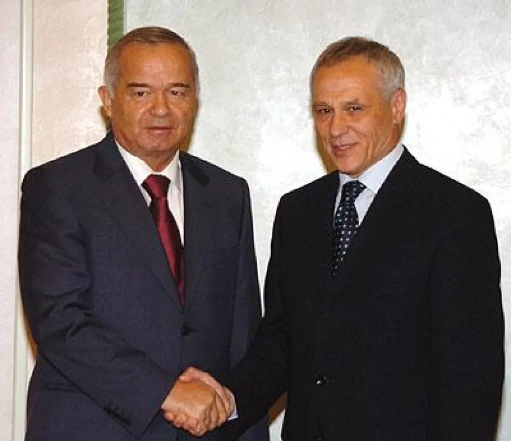 Präsident Islam Karimov und Grigori Rapota, der EAWG-Generalsekretär