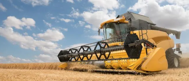 Bild: Mit leichten Landwirtschaftsmaschinen zu mehr Ertrag