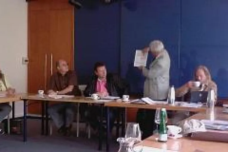 Bild: Außerordentlicher Parteitag der Demokratischen Bürgerbewegung in Fulda