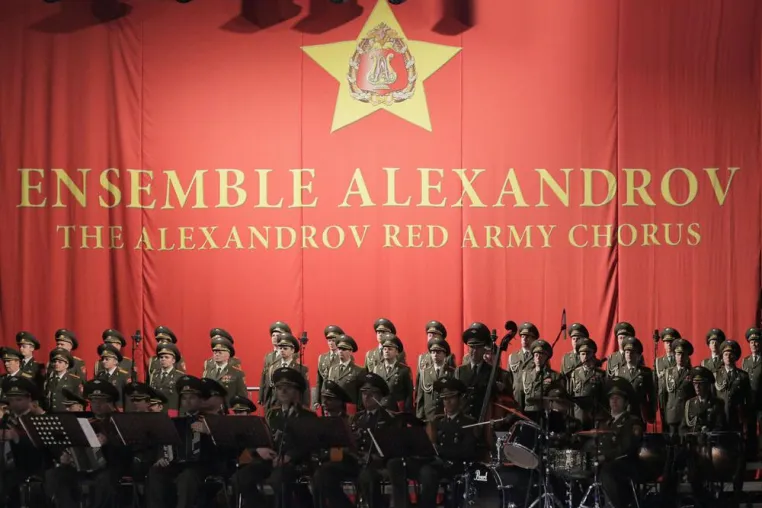 Das akademische Tanz- und Gesangsensemble der Russischen Armee Alexandrow zu Gast in Leipzig Bild: Das akademische Tanz- und Gesangsensemble der Russischen Armee Alexandrow zu Gast in Leipzig