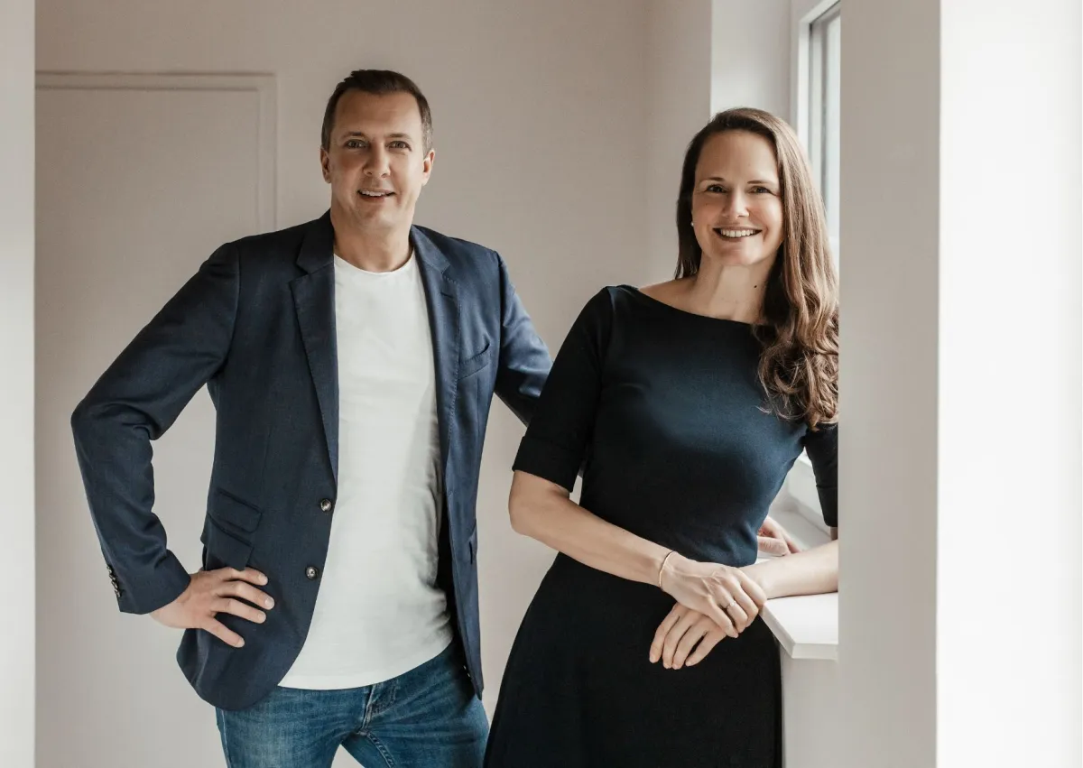 Björn Fritsch und Simone Wilmot - Geschäftsführer-Duo der Four Little Monkeys GmbH (© Four Little Monkeys GmbH )