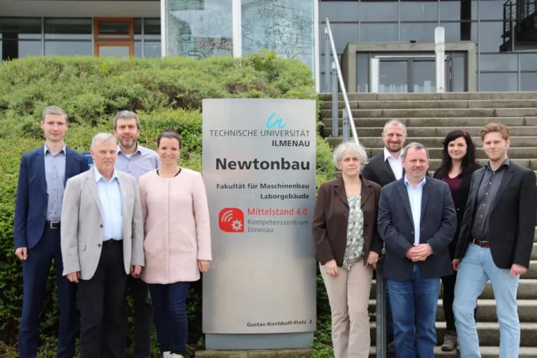 Mittelstand 4.0-Kompetenzzentrum Ilmenau um zwei Jahre verlängert Bild: Mittelstand 4.0-Kompetenzzentrum Ilmenau um zwei Jahre verlängert