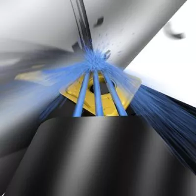 Bild: Neue Schneidplattengeometrien und kundenspezifische Werkzeugaufnahmen optimieren Kühlmitteleinsatz
