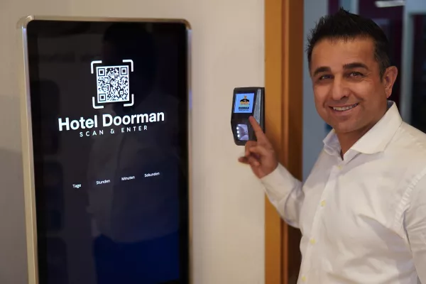Neue Zugangslösung für alle Gastgeber: das QR-Code-Türschloss Bild: Neue Zugangslösung für alle Gastgeber: das QR-Code-Türschloss