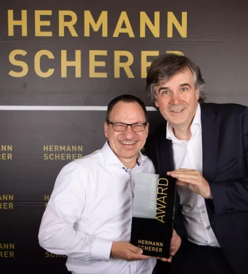 Bild: Speaker-Weltrekordinhaber erklärt die Messe für tot