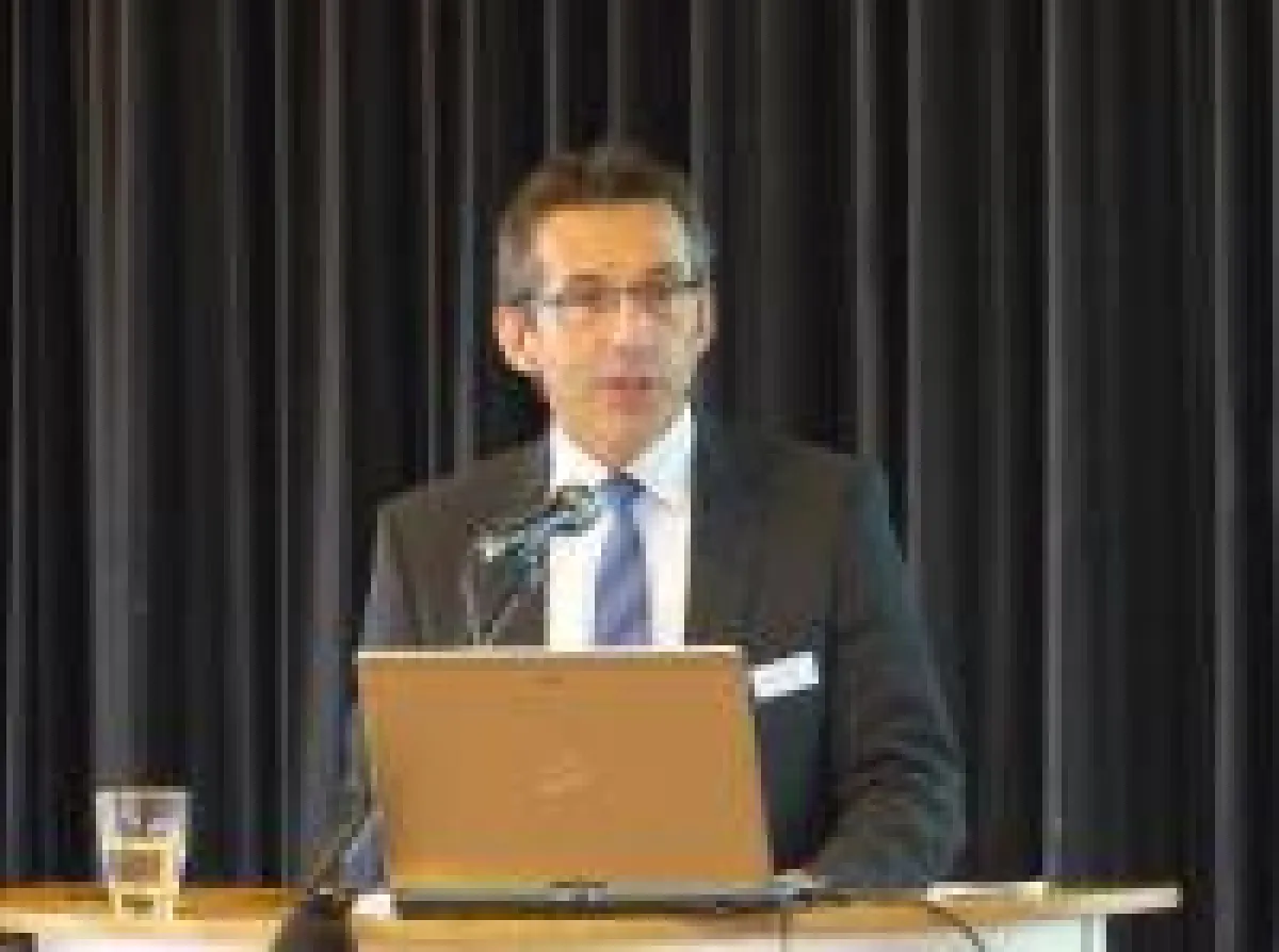 DHV-Präsident Taglieber vertritt die Interessen der Holzwirtschaft. Foto: A. Zielke/Deutscher Holzfertigbau-Verband; www.d-h-v.de