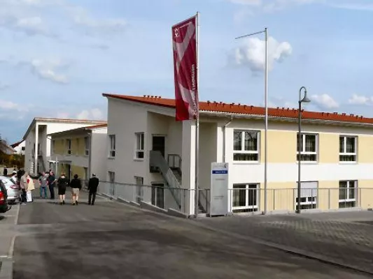 Ein Wohfühlhaus mitten in der Gemeinde Maikammer Bild: Ein Wohfühlhaus mitten in der Gemeinde Maikammer