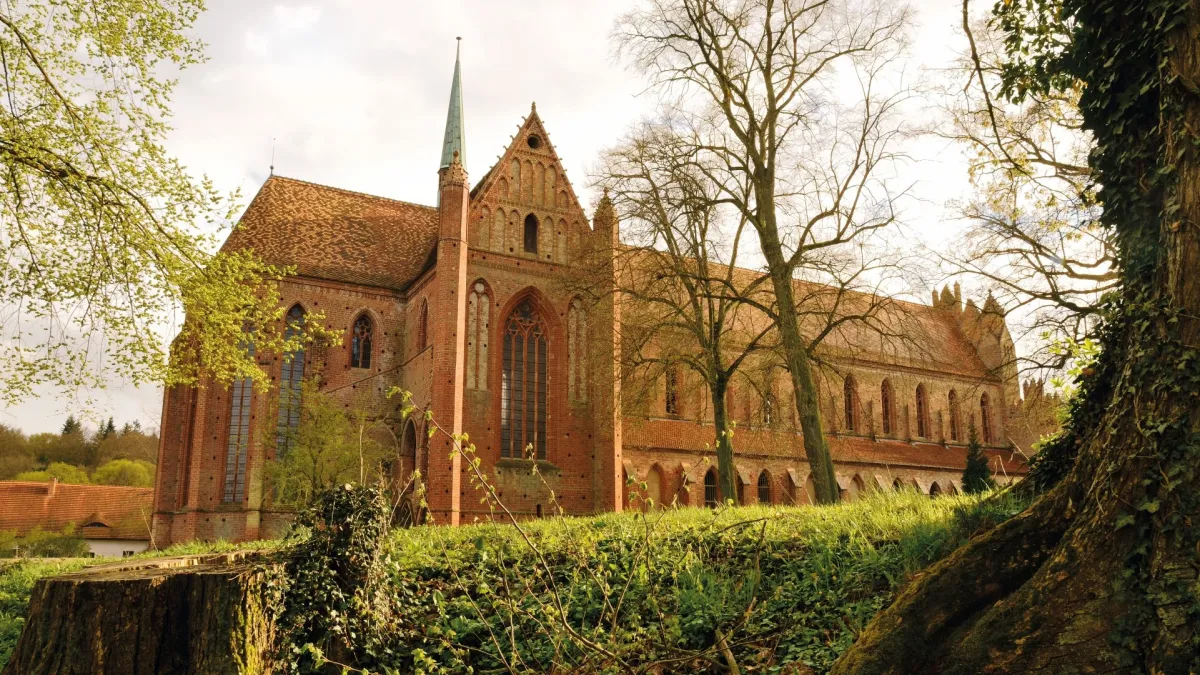 Kloster Ansicht aus Norden (© Hans Jörg Rafalski)