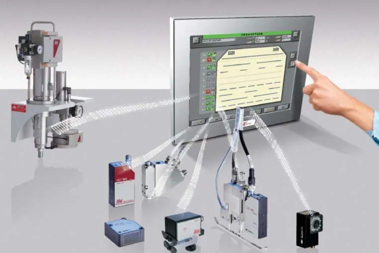 Bild: Neues QS-System von Baumer hhs - Dank Kamera-Technik weniger Stillstand und weniger Ausschuss
