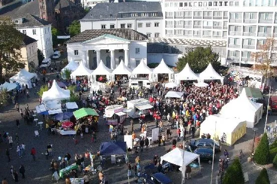Bild: Familientag der erneuerbaren Energien hinterlässt zufriedene Gesichter