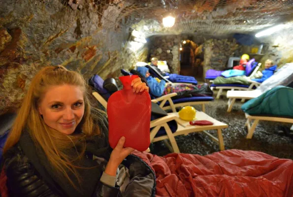 Bild: Zunehmende Nachfrage in Heilstollen -  Ärzte empfehlen den Aufenthalt für Asthma, COPD und bei Long-Covid