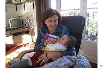 Bild: Erste Spanierin geht als Granny Aupair nach Deutschland