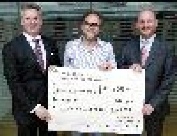 Bild: Kreissparkasse leistet finanzielle Starthilfe für 3. „Schön am Neckar“-Festival