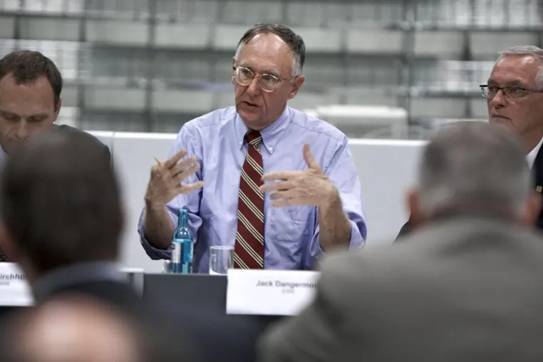Global Citizen Award-Preisträger 2010 Jack Dangermond auf der INTERGEO in Köln Bild: Global Citizen Award-Preisträger 2010 Jack Dangermond auf der INTERGEO in Köln