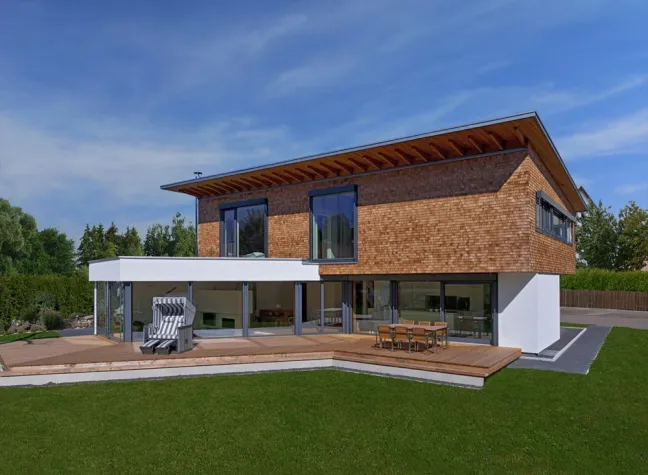 Bild: Designhaus Bullinger in moderner Holzbauarchitektur