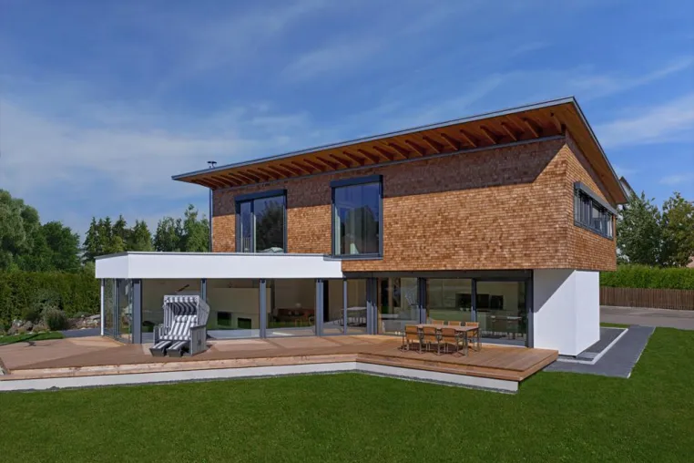 Designhaus Bullinger in moderner Holzbauarchitektur Bild: Designhaus Bullinger in moderner Holzbauarchitektur