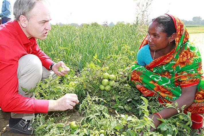 NETZ: 125 000 Menschen in Bangladesch besiegen den Hunger Bild: NETZ: 125 000 Menschen in Bangladesch besiegen den Hunger