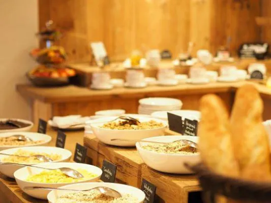 Bild: Die richtige Ernährung im Skiurlaub