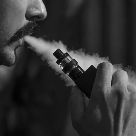 Nach Lockerungen im Einzelhandel: Hohe Nachfrage nach E-Zigaretten Bild: Nach Lockerungen im Einzelhandel: Hohe Nachfrage nach E-Zigaretten