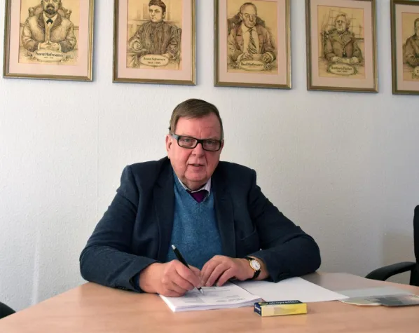 Zum 80. Geburtstag von Dr. Ernst-Josef Strätling Bild: Zum 80. Geburtstag von Dr. Ernst-Josef Strätling