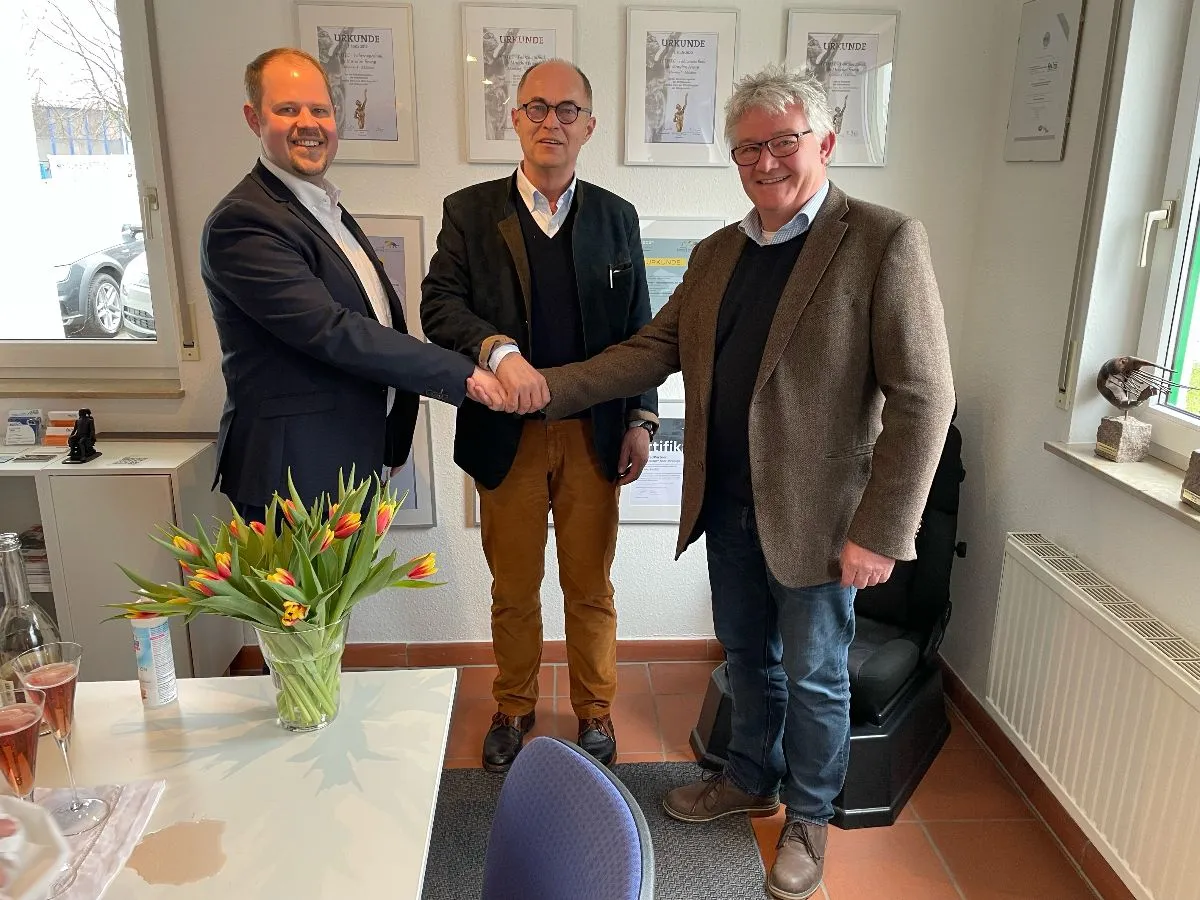 v. l. n. r.: Jann Hendrick Swyter, Hinrich H. Swyter (beide Veigel), Felix Liehr (FeLiTEC) (© Oliver Raach)