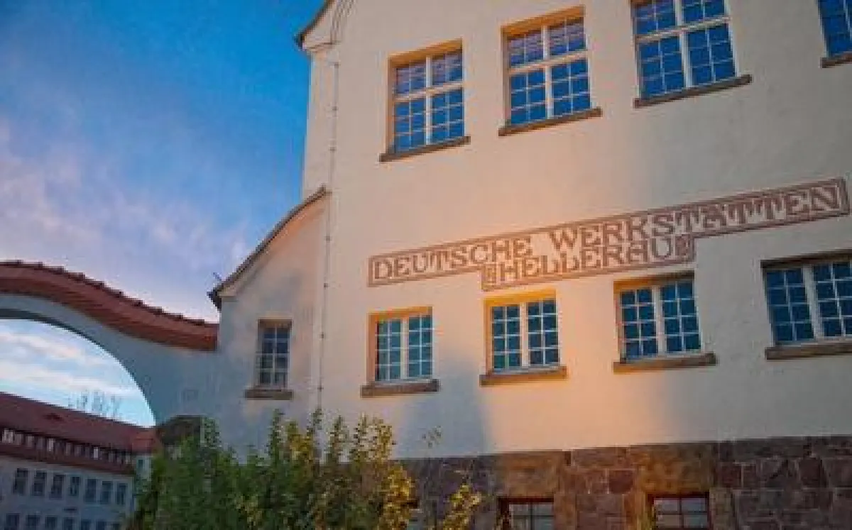 Seit 2001: Geschätssitz der Qualitype AG im GebäudeEnsemble Deutsche Werkstätten Hellerau