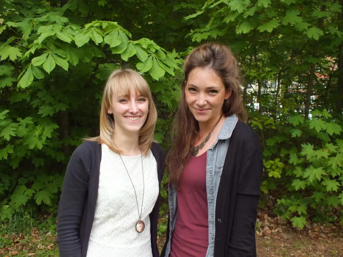 Lisa Bauer (l.) und Anna Körner vom HIT e.V.