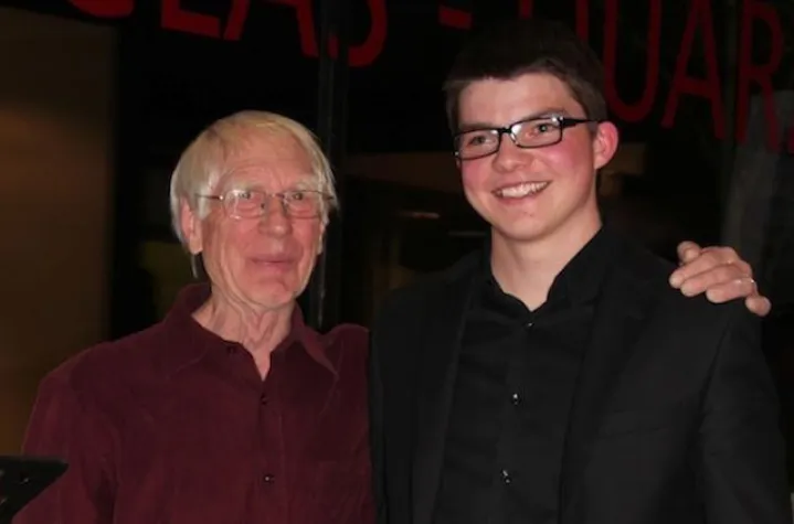 Bild: Kiesel – Bild – Stein: Eine Hommage an Glas in seiner Urform