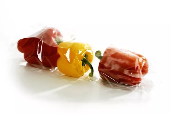 Bild: SABIC HILFT KUNDEN IN DER VERPACKUNGSINDUSTRIE PROZESSLEISTUNG UND KOSTENEFFIZIENZ ZU STEIGERN