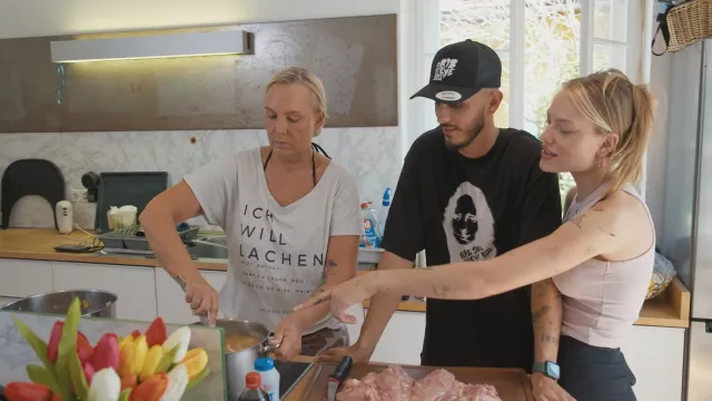 Bild: „Unser Hof - mit Cheyenne und Nino“: Neue Ideen für eine tierisch gute Zukunft auf dem Chianinahof