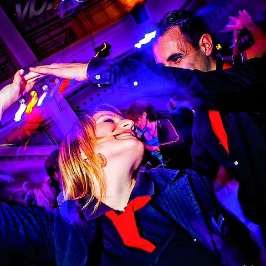 Hamburger aufgepasst! Die neue Tanzsaison 2009 der Tanzschule Gutmann Hamburg steht ab dem 21. September vor der Tür. Anmeldungen sind ab sofort möglich!