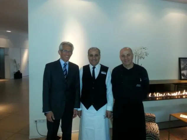 Bild: 2 x 35 Jahre: Doppeltes Dienstjubiläum im Wyndham Berlin Excelsior