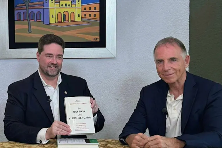Bild: Zitelmann bei Agri Terra Paraguay
