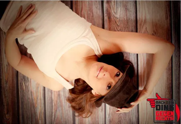 Iona Blum unterstützt die Kreativ-Aktion „Mach Dein Ding Gegen Rechts“ Bild: Iona Blum unterstützt die Kreativ-Aktion „Mach Dein Ding Gegen Rechts“